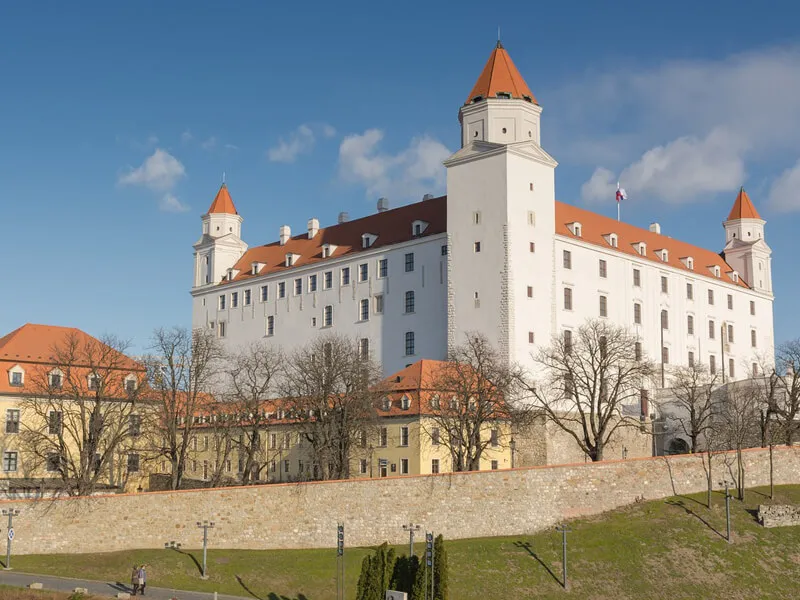 7 známych historických objektov, ktoré chráni krytina Bramac